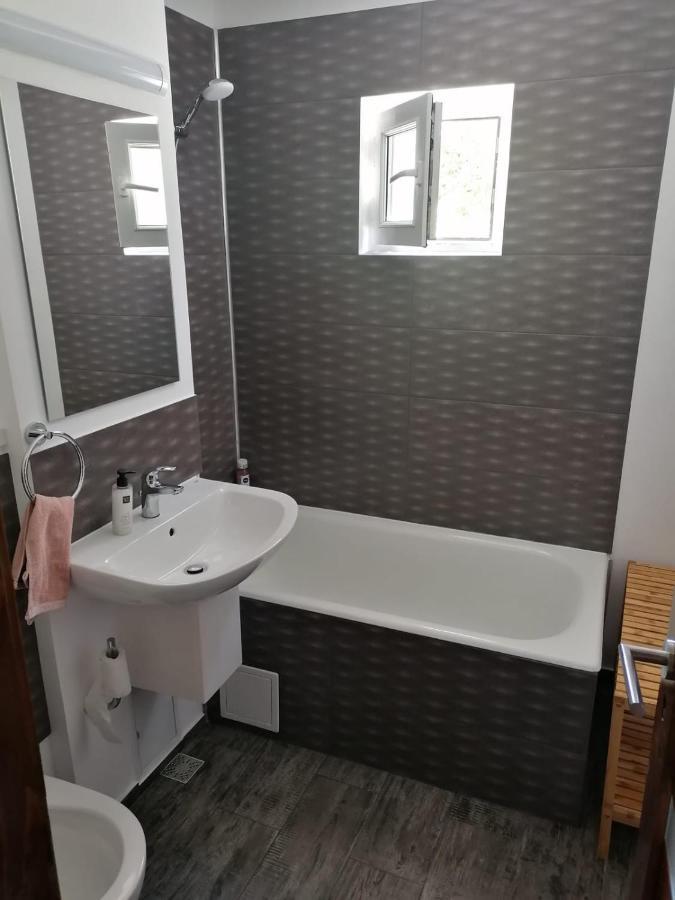 Anna'S Lägenhet Sibiu Exteriör bild